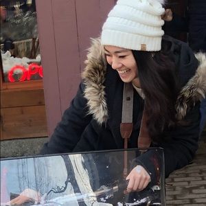 Meet your Posher, Dalena